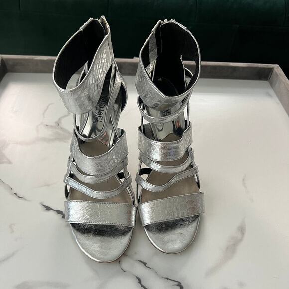 Michael Kors Shiloh Metallic Silver Snakeskin High Heel Sandals Size 9.5 - Picture 3 of 10